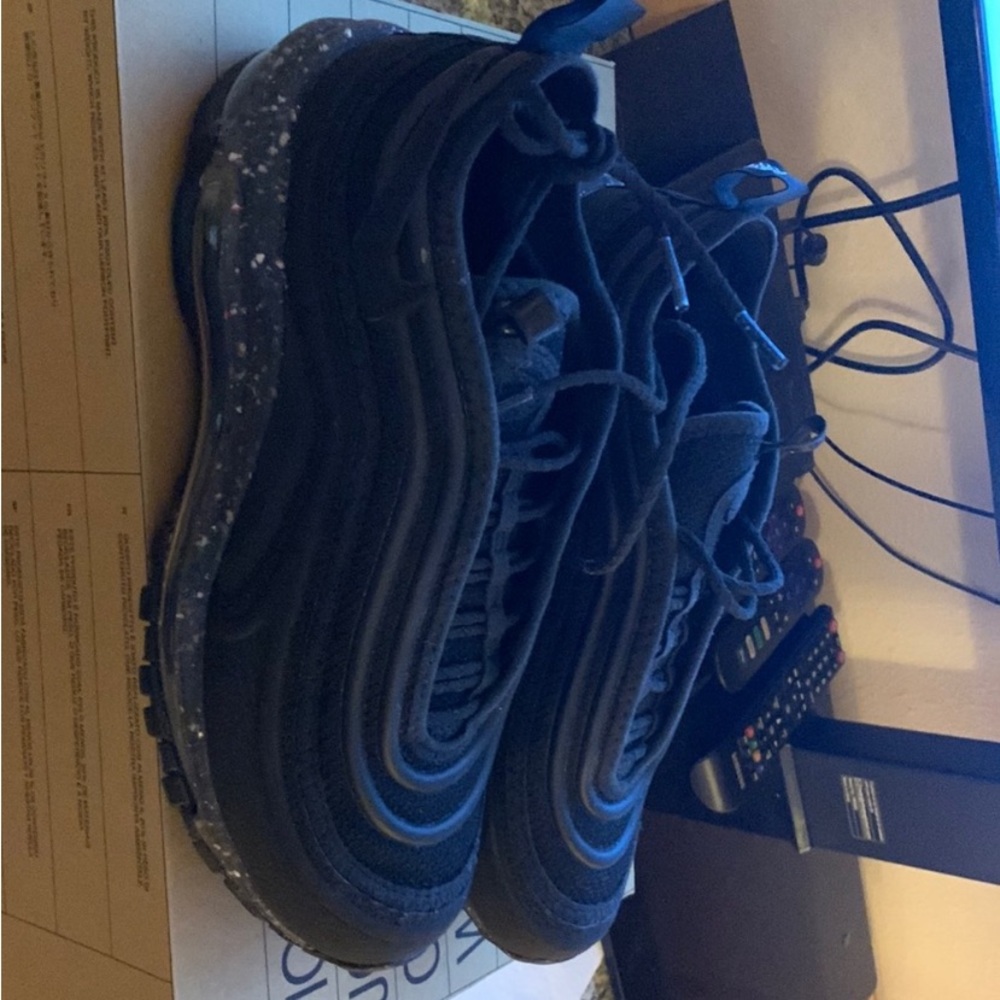 Men’s Nike Airmax Terrascape, 97 size 6 1/2 men’s women’s size 8 new